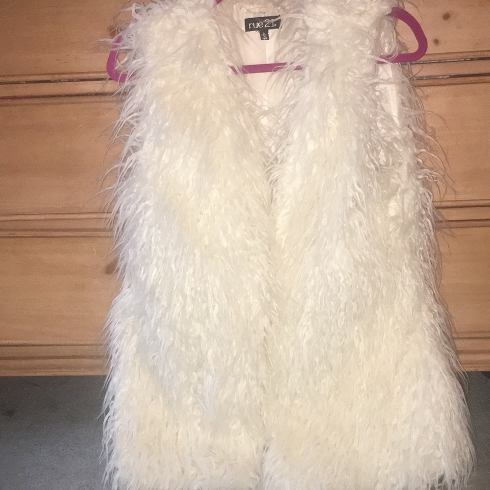White vest